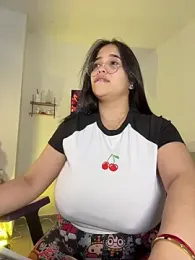 tati_reyess webcam stripchat model stream image