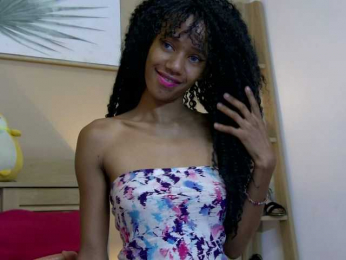 MoanaFrenchy webcam model stream image