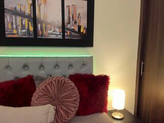 Monika Ortiz webcam model stream image