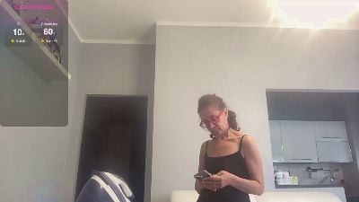 Monia_Axl_hot webcam model stream image