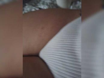 Inesska777 webcam model stream image