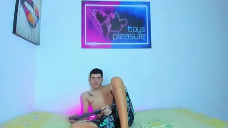 Pleasure_boys_hot webcam model stream image