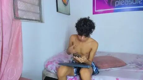 Pleasure_boys_hot webcam model stream image