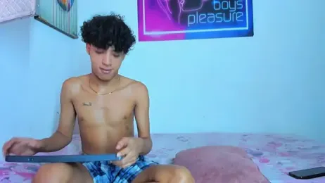 Pleasure_boys_hot webcam model stream image