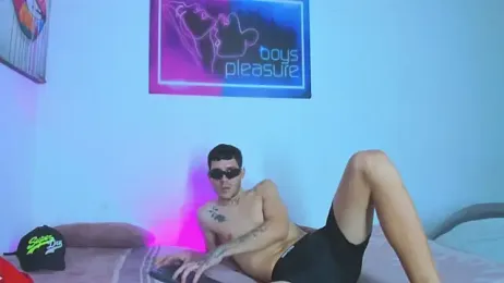 Pleasure_boys_hot webcam model stream image
