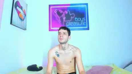 Pleasure_boys_hot webcam model stream image