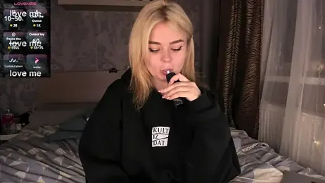 purebeautie13 webcam stripchat model stream image