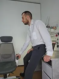 Lovebackground webcam model stream image