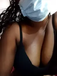 MickMicky webcam model stream image