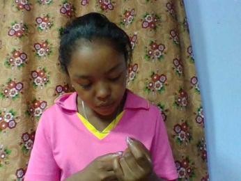 Elysa7 webcam model stream image