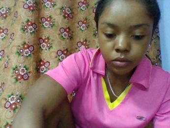 Elysa7 webcam model stream image