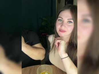 SladenkieVmeste webcam model stream image