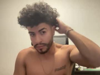 adriano_guapo webcam model stream image