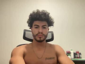 adriano_guapo webcam model stream image
