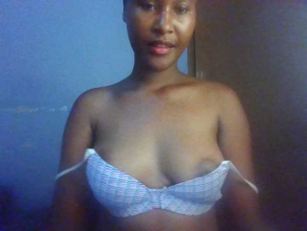 Sweet-boo webcam model stream image