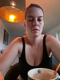 newMichelle webcam model stream image