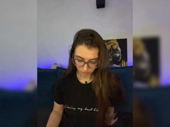 WILDGIRL webcam bongacams model stream image