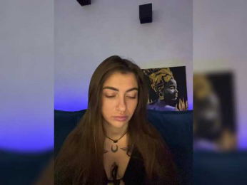 WILDGIRL webcam model stream image