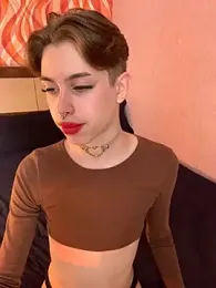 dark_noir_ webcam model stream image