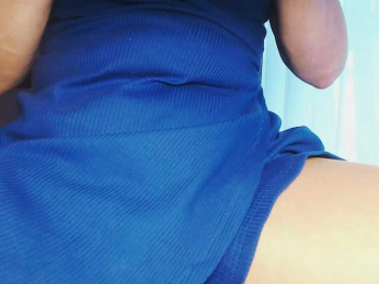 Va-len-cia webcam model stream image