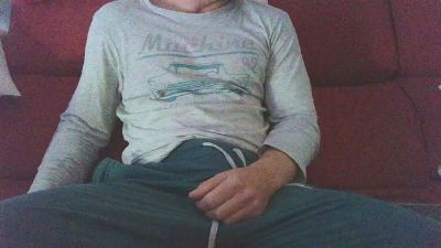 travieso323 webcam cam4 model stream image