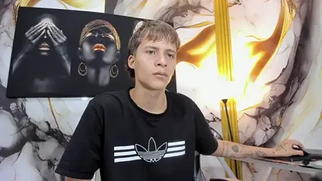 mono_blonde webcam model stream image