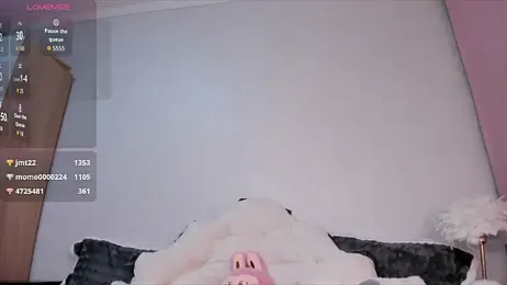 Long_is1and webcam model stream image