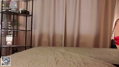 LoraGriff webcam model stream image