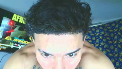 Skartoliver webcam model stream image