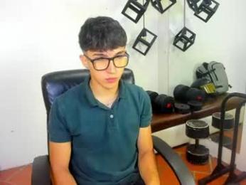 jeremy_job webcam model stream image