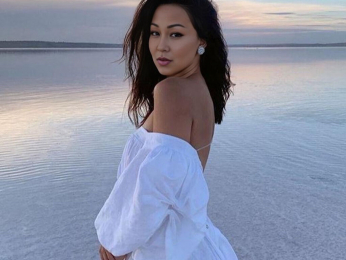 LeahReel webcam model stream image