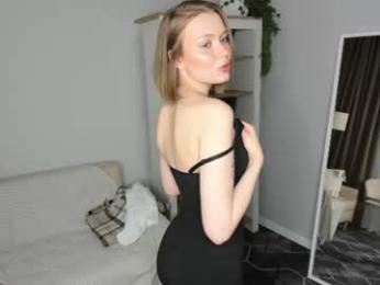 eleanoracatani webcam model stream image
