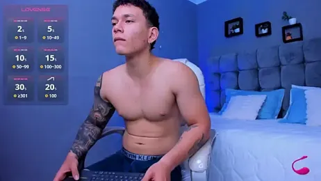 Thomas_moon webcam model stream image