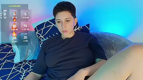 Aronmiller_ofi webcam model stream image