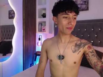 aiden_rivers_ webcam model stream image