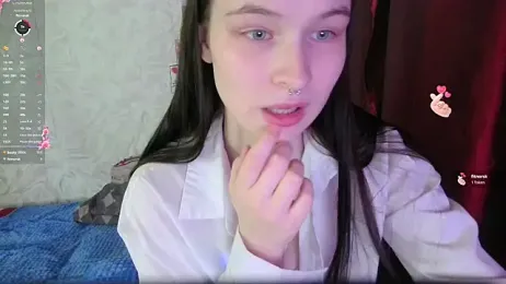 LolaVibe webcam model stream image