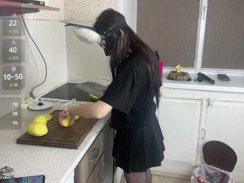 PetiteBunny webcam model stream image
