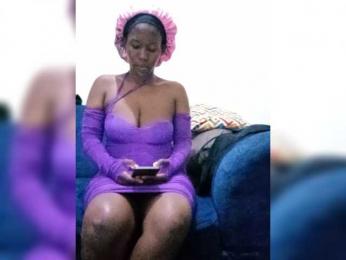 HalimaAnderson webcam model stream image
