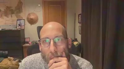 Magicogonzal webcam model stream image