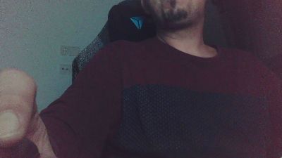 Luigis33 webcam model stream image