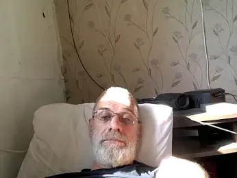 OlunaLana webcam model stream image