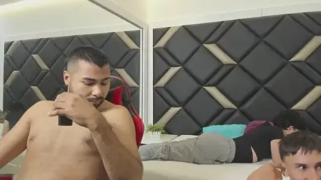 Hot_Threesomee webcam model stream image