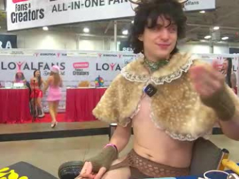 cokia_ webcam model stream image