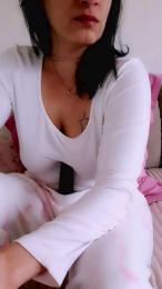 DouceQueen webcam model stream image