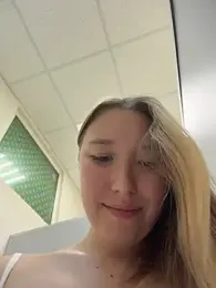 -NaughtyAngel- webcam model stream image