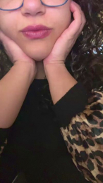 piggest webcam model stream image