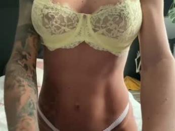 baddyandzaddy webcam model stream image