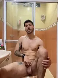 Guyinthemountain webcam model stream image