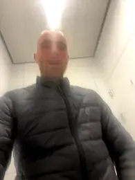 Rotteei1 webcam model stream image