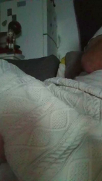 noze4 webcam model stream image